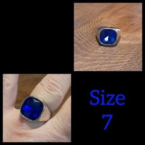 Silver Plated Sapphire Rhinestone Ring Size 7